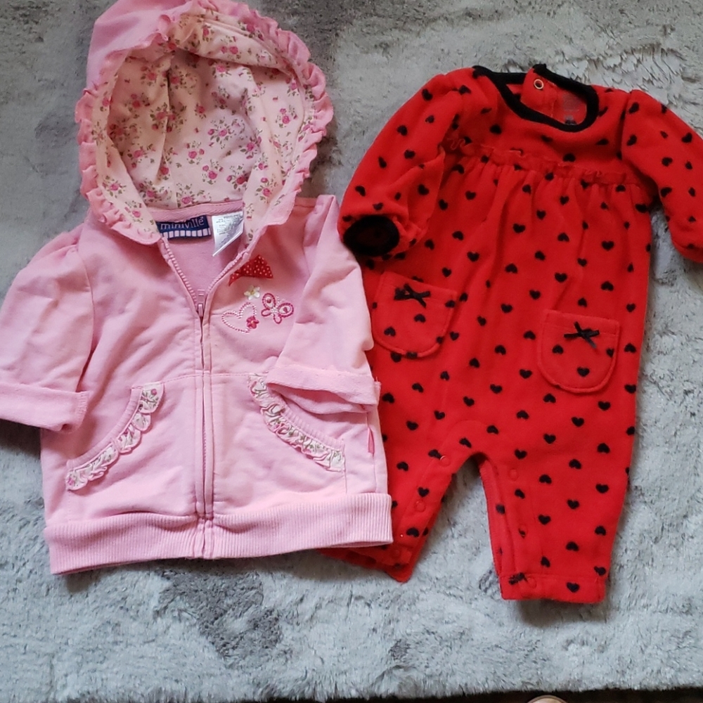 Girls clothing